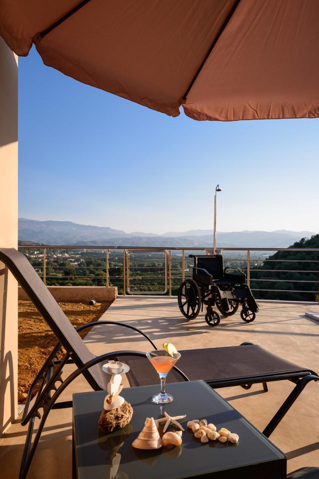 Aksos Suites Accessible Accommodation Agia  Exteriör bild