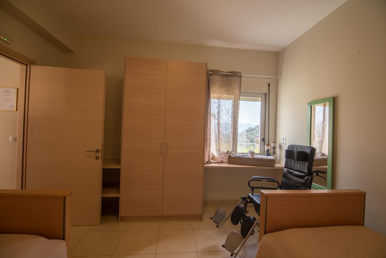 Aksos Suites Accessible Accommodation Agia  Exteriör bild